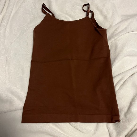 Shapewear Scoop Neck Camisole - Picture 2 of 4